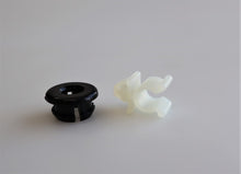 Load image into Gallery viewer, Genuine GQ Bonnet rod clip &amp; grommet kit
