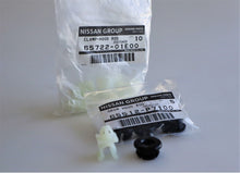 Load image into Gallery viewer, Genuine GQ Bonnet rod clip &amp; grommet kit
